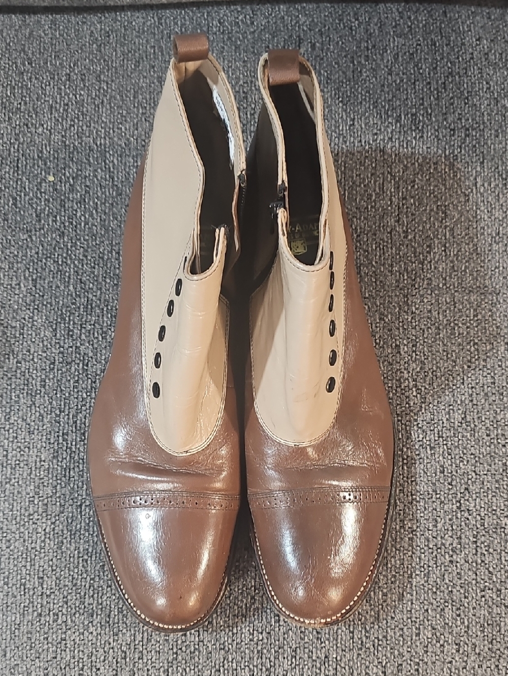 Stacy Adams Two-Tone Brown and Cream Leather Ankle BOOTS Size 12